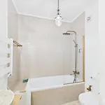 Apartment Bright 2br W/ Office Space - Alfama Charm | By Airnest Lisbon